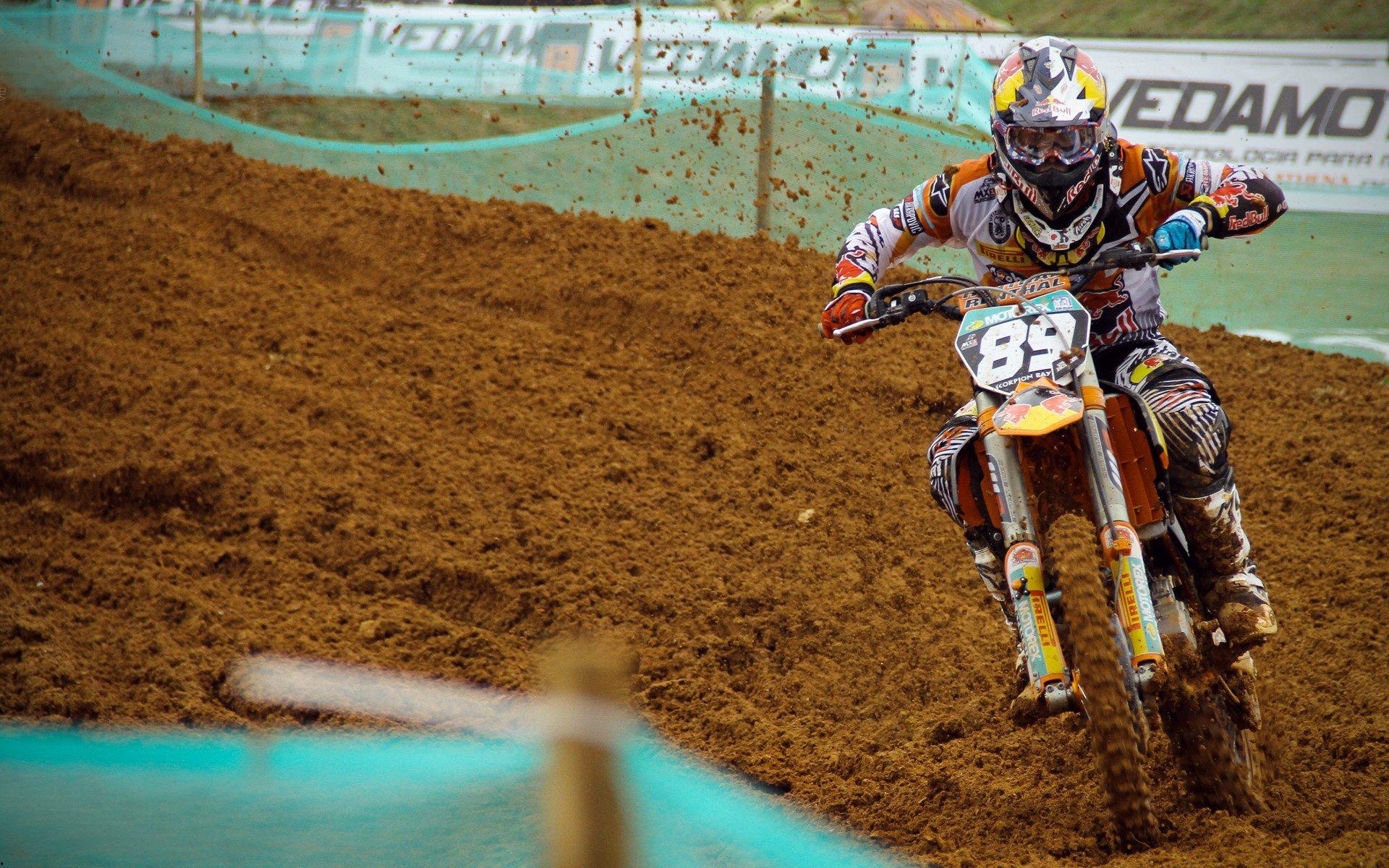 基米希展望欧冠巅峰对决,拜仁与皇马半决赛相遇是全世界球迷的期待