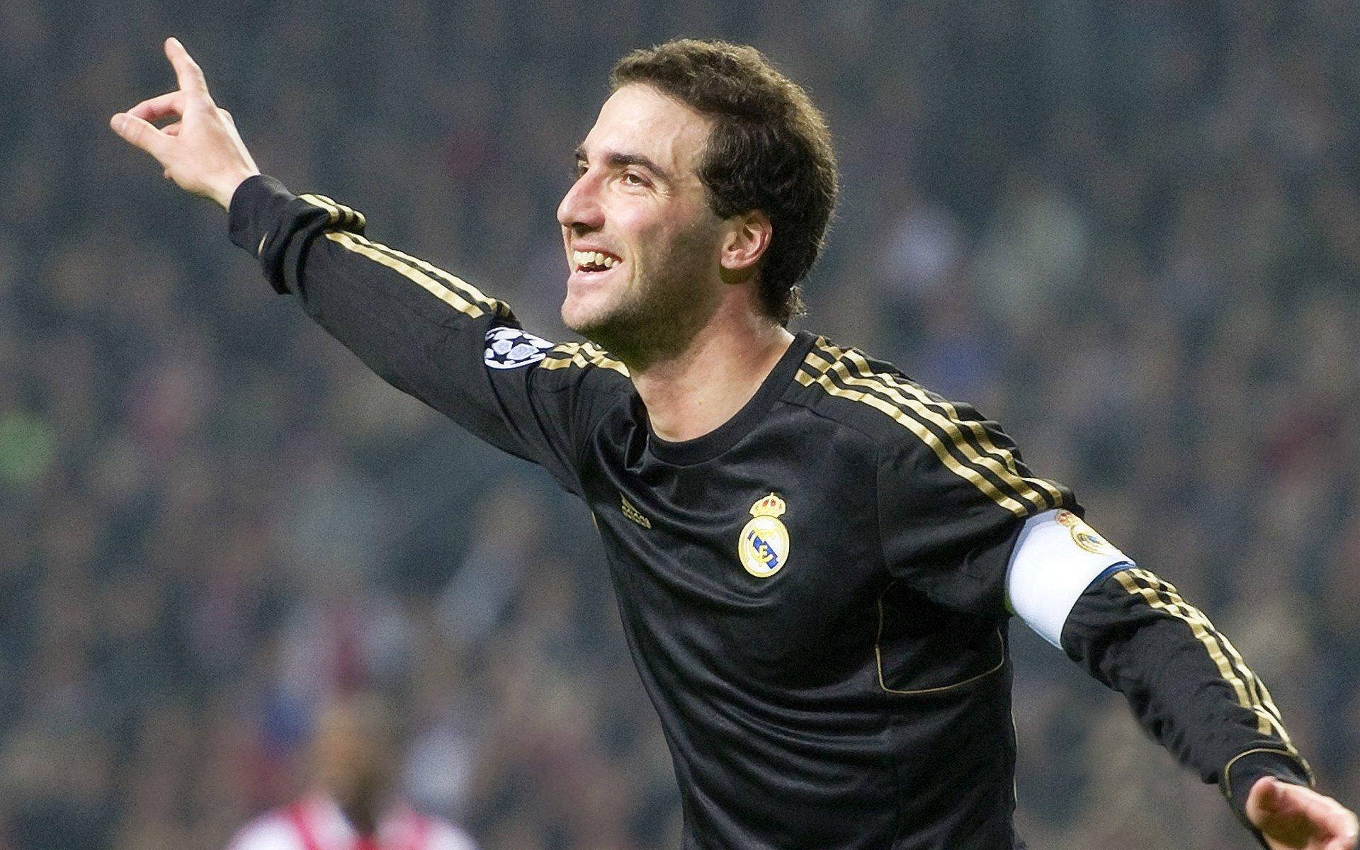 莱默尔盛赞格雷茨卡,天赋与努力的完美结合,拜仁中场双子星闪耀欧洲