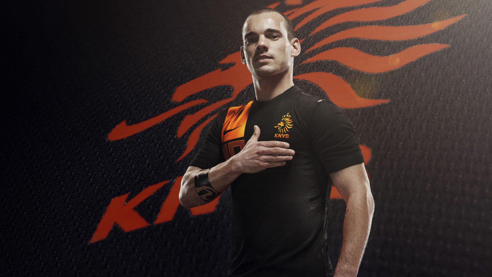 沃尔离队前默默奉献,格林盛赞其无私指导助队成长